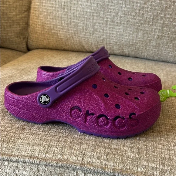 CROCS Baya Glitter Clogs - Size 8 - NWT - Picture 2 of 7